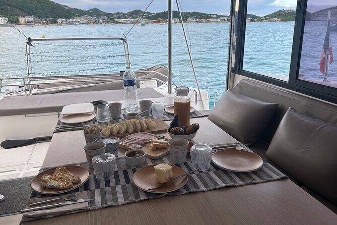 2 days 1 night by private catamaran from St Martin to St Barth - FAQ