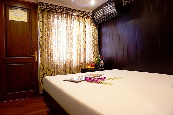 2 days - 1 night in Bai Tu Long Bay at 3 stars cruise - Ocean view cabins - Key Points