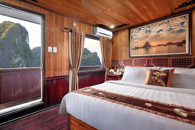 2 Days Cruise in Ha Long Bay, Heritage Discovery from Hanoi - Key Points