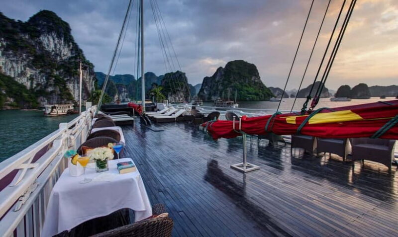2 Days: Ha Long Bay overnight cruise with private balcony - What to Expect From the Experience