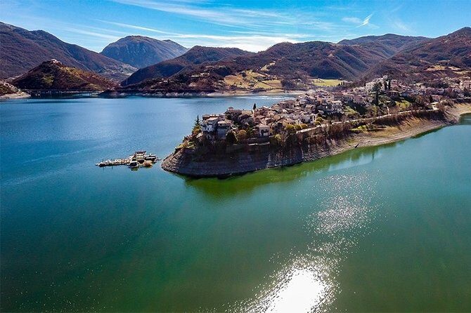 2 days: Hike the peak, Kayak the lake, visit Castle and best food - Why This Tour Offers Great Value
