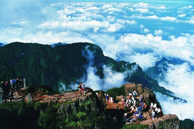 2 Days Leshan Giant Buddha and Mount Emei Tour - FAQ