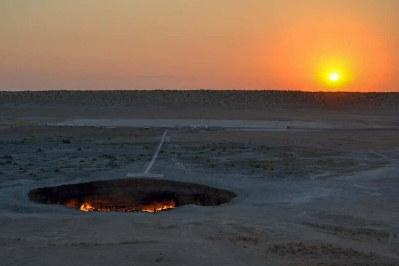 2 Days Private and Guided Cas Crater Tour from Uzbekistan - Authentic Experiences and Traveler Feedback