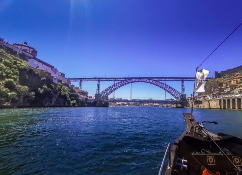 2 days Private Tour from Lisbon to Porto and Back to Lisbon - Discover Portugal in Comfort: 2 Days Private Tour from Lisbon to Porto and Back