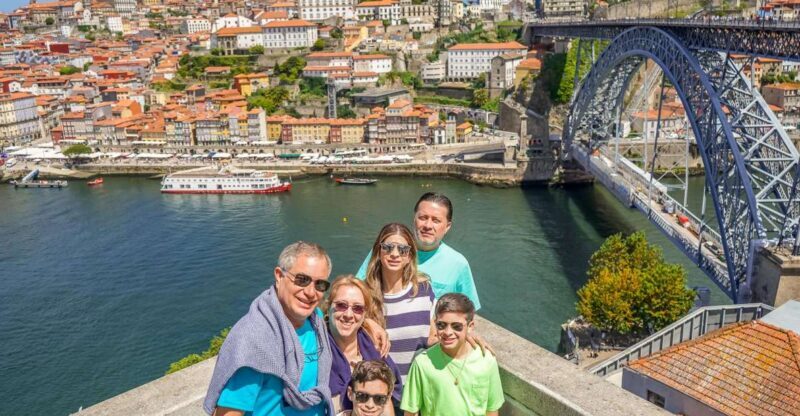 2 days Private Tour from Lisbon to Porto and Back to Lisbon - FAQs
