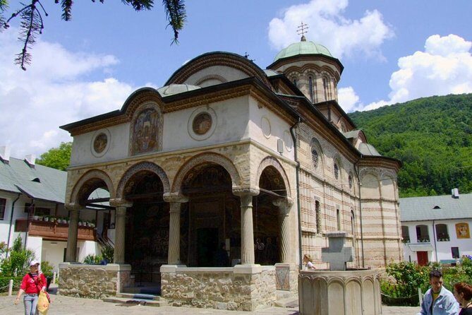 2 Days Private Tour - The Romanian Caves from Bucharest - Who Is This Tour Best Suited For?