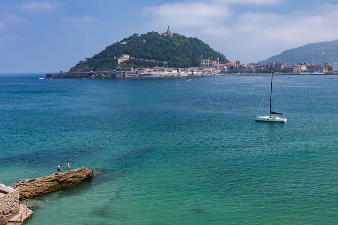 2 h Privated Sail Sebastian Tour or Sunset - A Unique Way to See San Sebastián: Private 2-Hour Sailing Tour