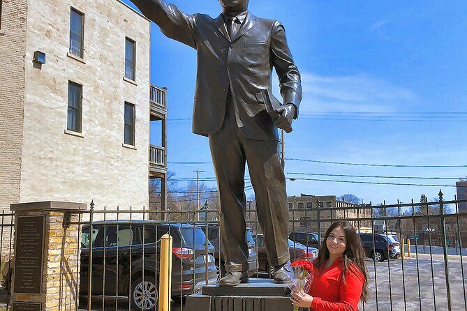 2-Hour Bus Tour in Milwaukee City - The Sum Up