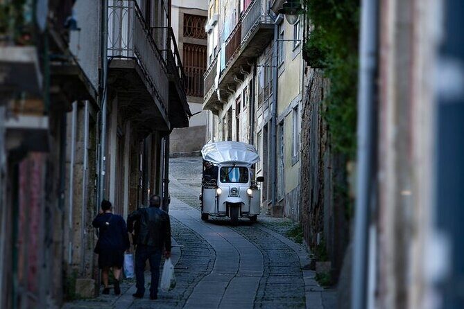 2 Hour Discover Gaia on a Private Eco-Friendly Tuk Tuk Tour - Who Should Consider This Tour?