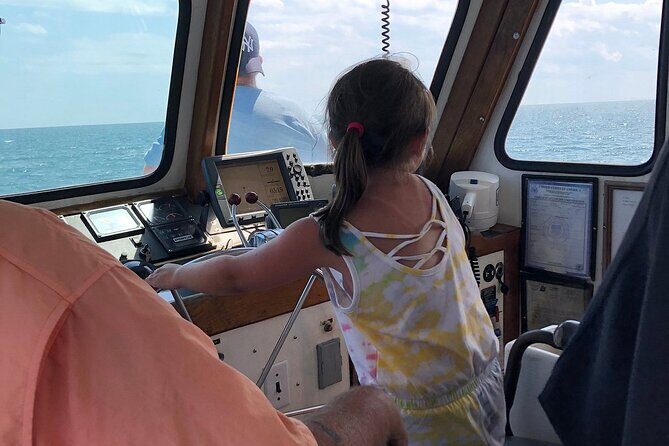 2 Hour Dolphin Watching Adventure in Calabash - Key Points