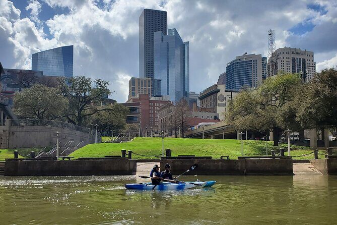 2-Hour Downtown Houston Skyline Paddleboard and Kayak Rentals - Key Points
