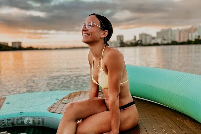 2-Hour Floating Hangout in Condado with Prosseco and Charcuterie - Key Points