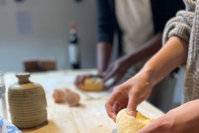 2-Hour Guided Family Pasta or Pizza Cooking Class in Acqui Terme - Key Points