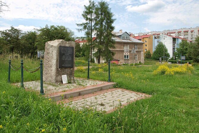 2-Hour Guided Tour in Kraków-Paszów Concentration Camp - Final Thoughts