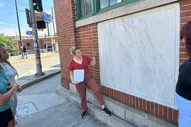 2 Hour Historic Market Food Tour and Hands-On Biscuit Class - A Deep Dive into the Atlanta Food and History Tour