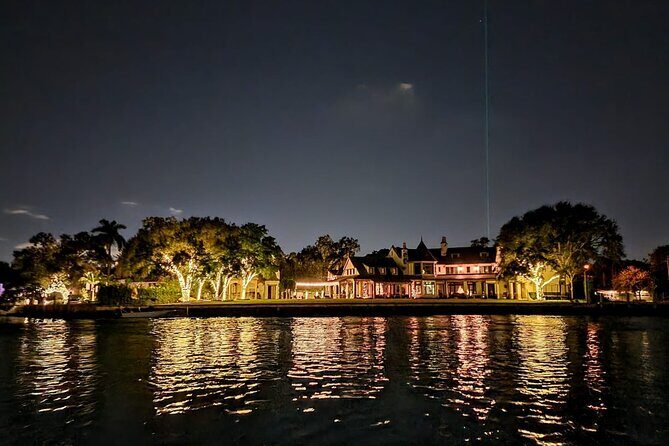 2 Hour Holiday Christmas Lights Tour in Fort Lauderdale max 6pax - Discovering the Christmas Lights Cruise in Fort Lauderdale
