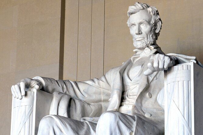 2 Hour Holiday Treasures  Christmas Private Tour in Denver - Key Points