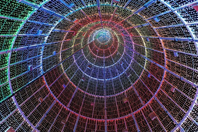 2 Hour Holiday Treasures  Christmas Private Tour in Denver - Practical Details and Comfort