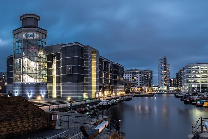 2 Hour Leeds Highlights Walking Tour - An In-Depth Look at the Leeds Highlights Tour