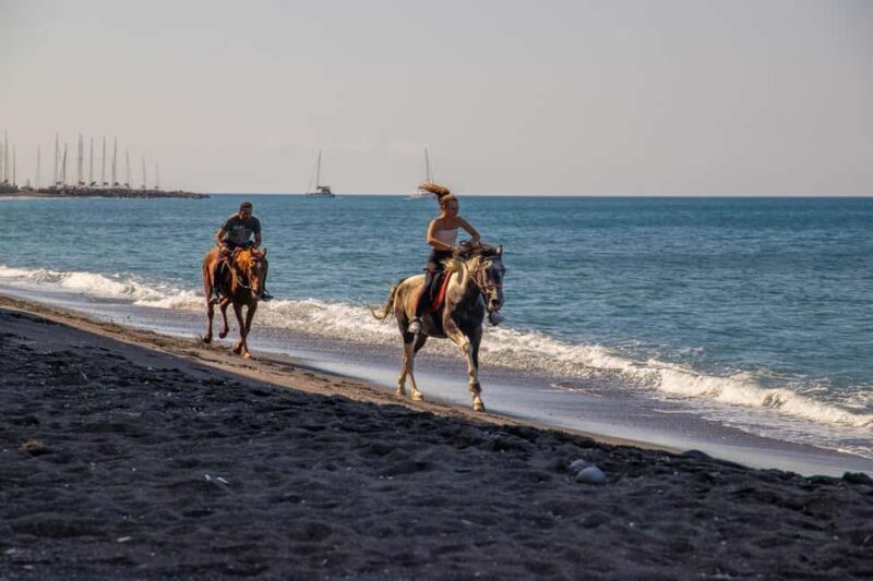 2-Hour Morning Horse Ride with Professional Photos - Experience the Charm of Santorini with a 2-Hour Morning Horse Ride and Professional Photos