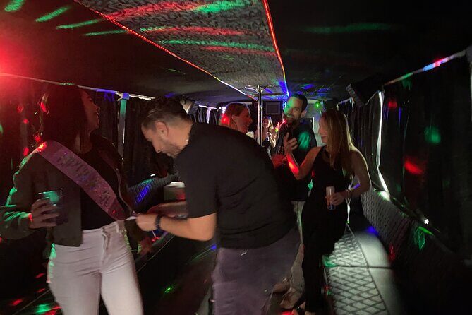 2-hour Party Bus Traveling to Miami Downtown, Brickell and Little Havana - A detailed look at the Miami Party Bus experience