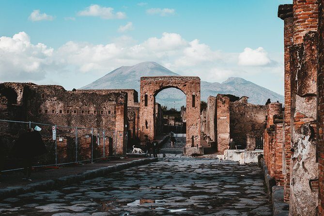 2-hour Private Guided Tour of Pompeii - Why a Private Guide Makes All the Difference