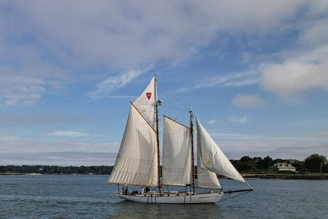 2-Hour Private Morning Charter on Heart's Desire in Casco Bay - Quick Overview