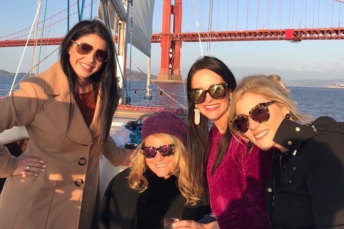 2-Hour Private Sailboat Charter in the San Francisco Bay - A Private 2-Hour Sailboat Adventure in San Francisco Bay