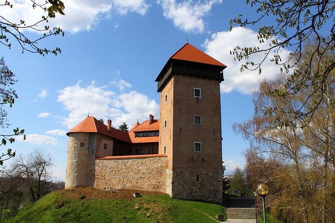 2-Hour Private Walking Tour in Zagreb City with Guide (up to 10) - FAQ