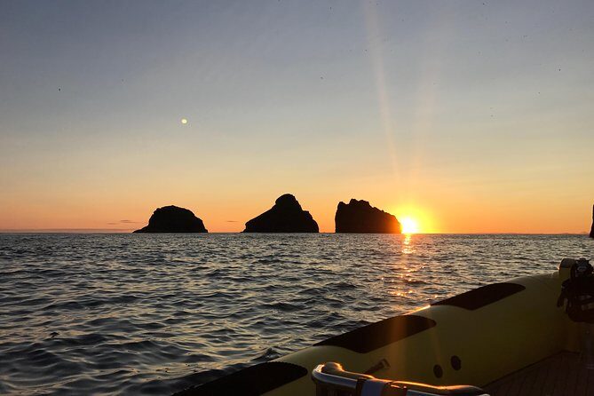 2 hour Round Trip in Vestmannaeyjar on a RIB Boat - Exploring the Vestmannaeyjar RIB Boat Experience
