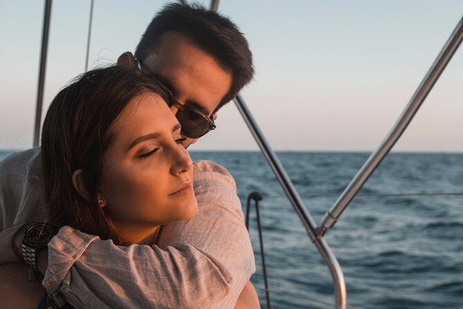 2-Hour Sailing Trip from Barcelona with open bar - A Detailed Look at the 2-Hour Sailing Trip from Barcelona