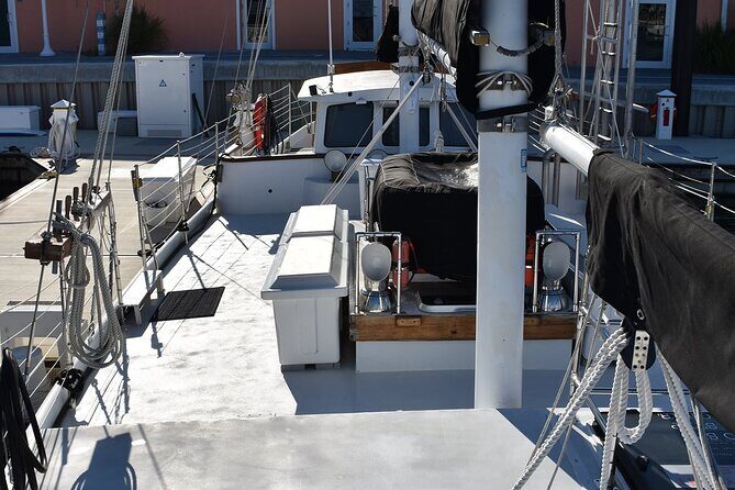 2-Hour Sunset Sailing With Wine In Stock Island - Why This Tour Stands Out