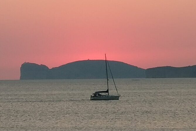 2-hour sunset tour by sailboat with aperitif. - In-Depth Look at the Sunset Sailboat Experience