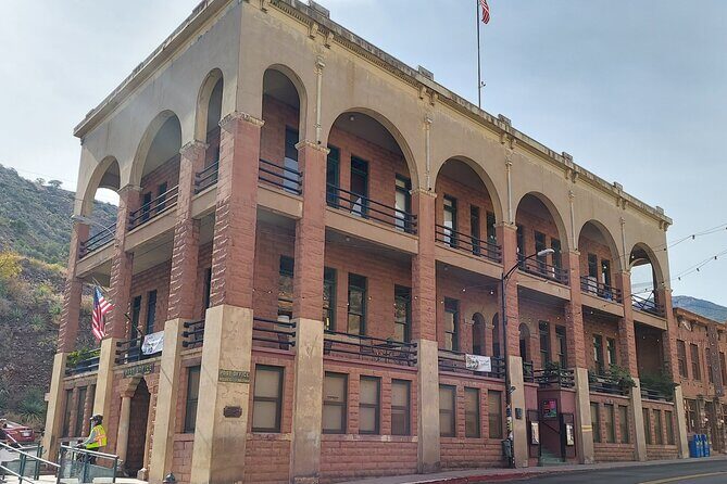 2-Hour Tour - Old Bisbee, the Open Pits, and Lowell AZ - In-Depth Review of the 2-Hour Old Bisbee, Open Pits, and Lowell Tour