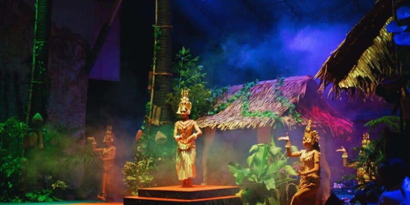 2 Hour Traditional Dinner Show with Free Transfer - Analyzing the Value