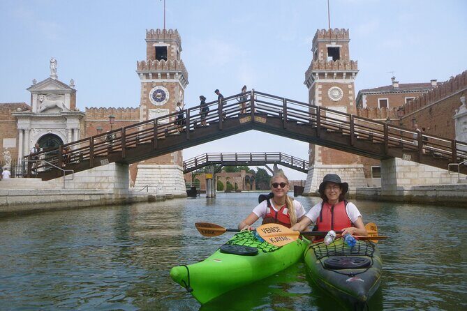 2 Hour Venice Canal Kayak Tour - Premium experience by day - The Sum Up