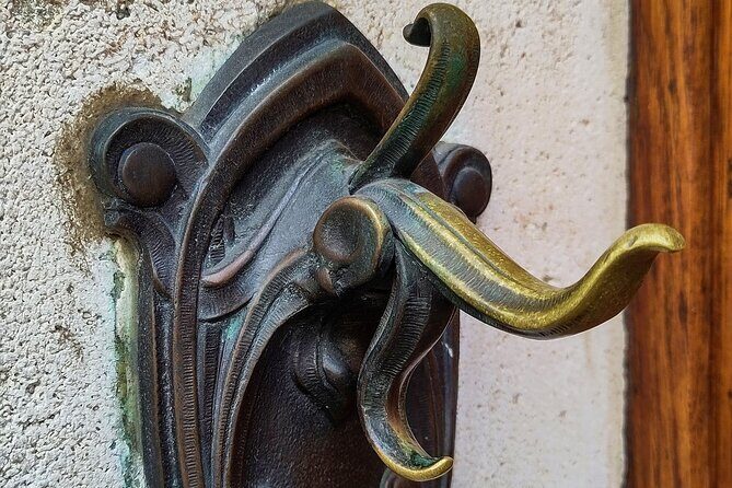 2-Hour Walking Tour in Brussels: Fall and Rise of Art Nouveau - Who Will Love This Tour?