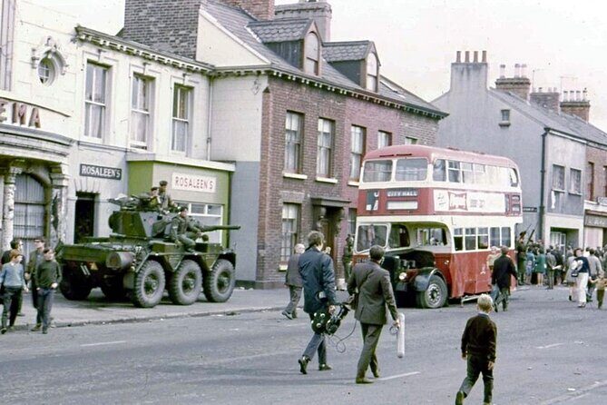 2 hours Belfast Original Drivers The Troubles Black Taxi Tour - Why This Tour Offers Good Value