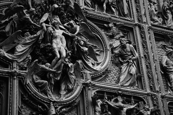 2-hours Duomo of Milan guided experience with entrance tickets - Considerations for Your Visit