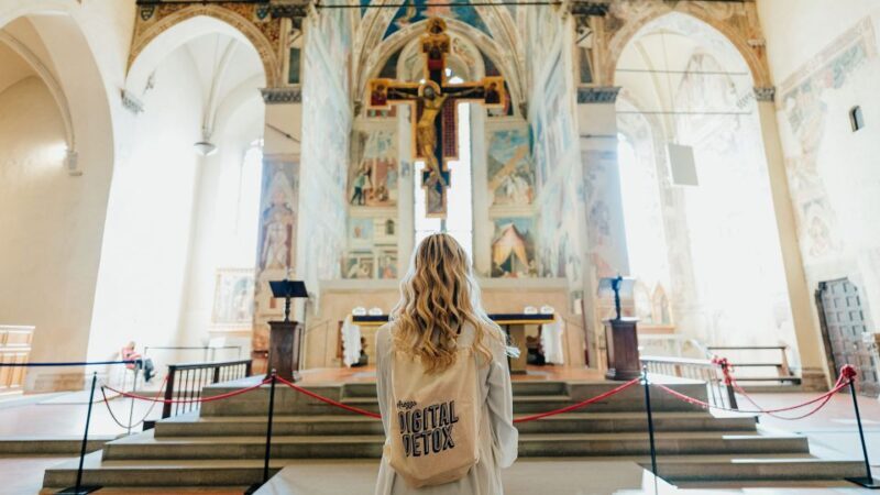 2 Hours Free Arezzo tour without the use of your smartphone - Practical Considerations