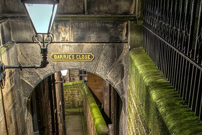 2 Hours Ghost Tour - English Tour Guide - FAQ