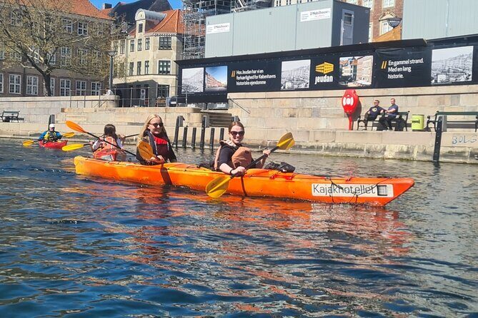 2 Hours Guided Kayak Tour in Copenhagen Harbor - Key Points