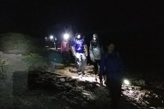 2-Hours Hiking Night Tour to Strip Views in Las Vegas - Key Points