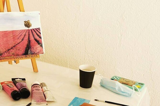 2 hours Painting Class with Local Artist in Private Studio - FAQ