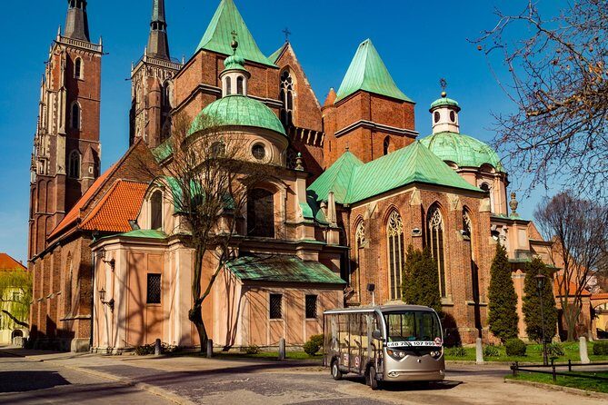 2-Hours Private Electric Car Tour with a Guide, Wroclaw - FAQ