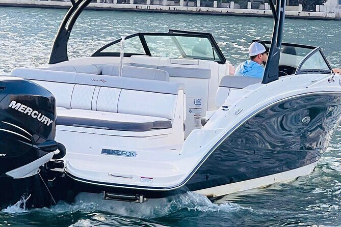 2-Hours Private Miami Boat Tour With Champagne - An Authentic Perspective on the Miami Boat Tour