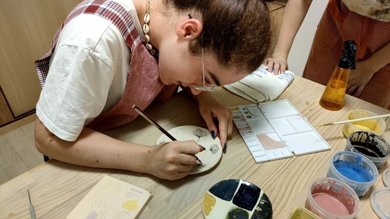 2 Hours Private Painting of Ceramics in Osaka - Who will enjoy this class most