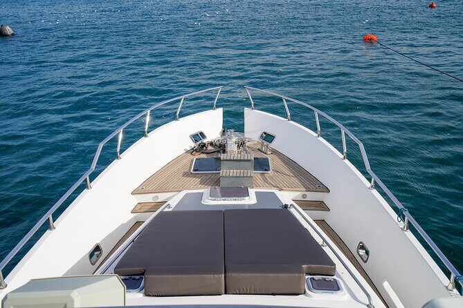2 Hours Private Yacht Cruise on Bosphorus - A Private Yacht Cruise on the Bosphorus: A Different Perspective of Istanbul