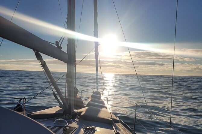 2 Hours Romantic experience for two by sailboat in Cascais - Exploring the Cascais Sailboat Experience in Depth