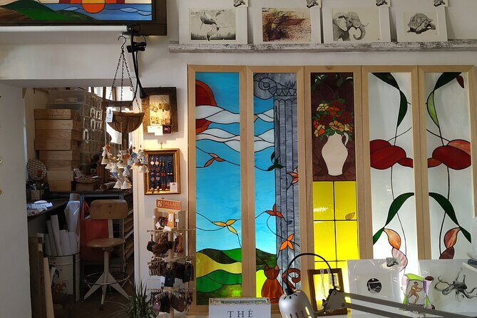 2 Hours Stained Glass Course in Trastevere - What to Expect: A Step-by-Step Artistic Process